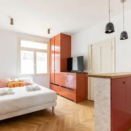 Apartment Nicolo Passy Magnifique Studio Paris