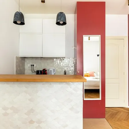 Nicolo Passy Magnifique Studio Paris